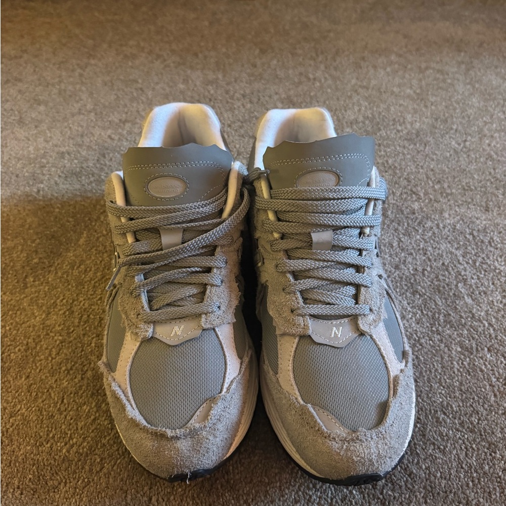 New Balance Light Gray M2002 RDM - Picture 3 of 6